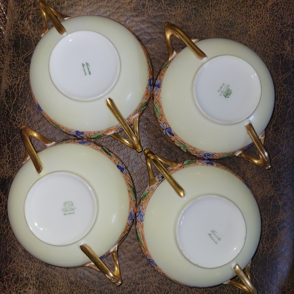 Vintage Favorite HR Bavaria Handpainted 2 handle Tea cup & Saucer Set w/Gold Rim - Picture 7 of 12